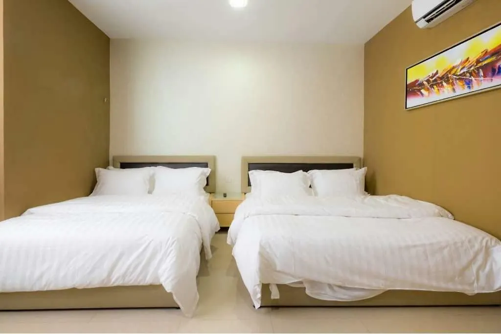 Villa 6, Persiaran Tanjung Bunga 3 Batu Feringgi