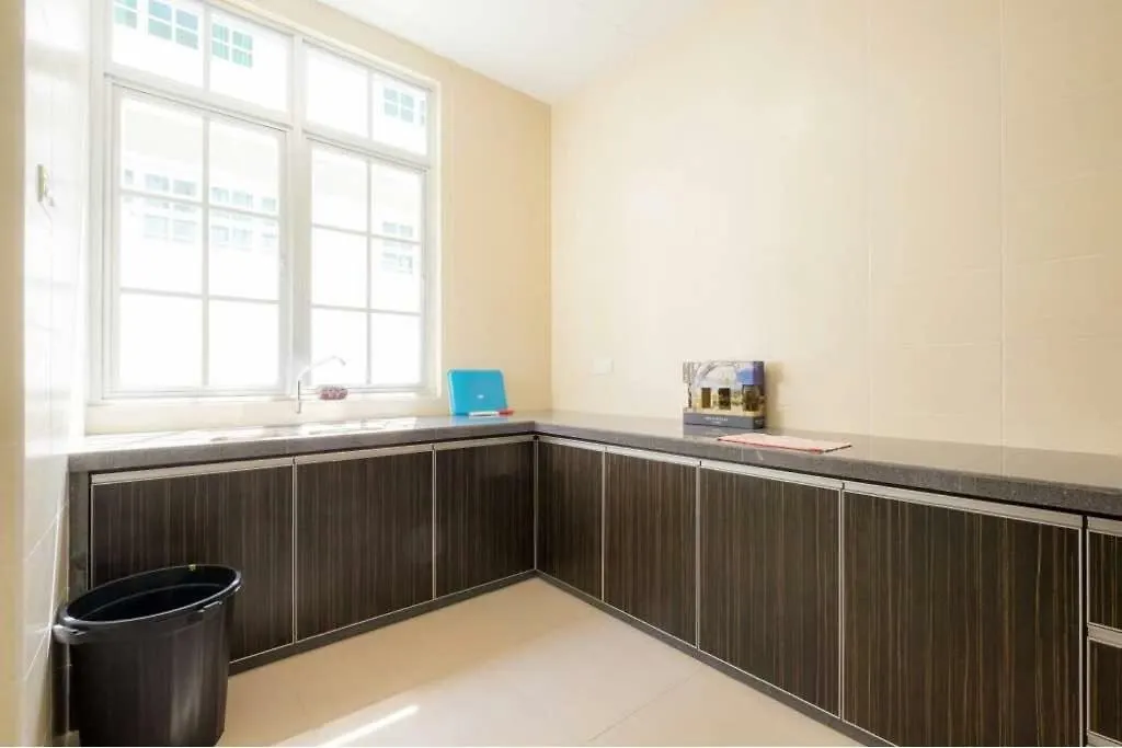 6, Persiaran Tanjung Bunga 3 Villa Batu Ferringhi