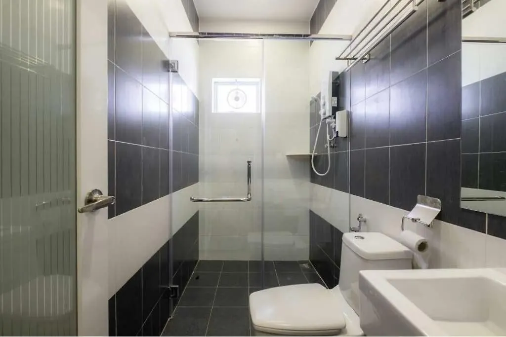 6, Persiaran Tanjung Bunga 3 Villa Batu Ferringhi