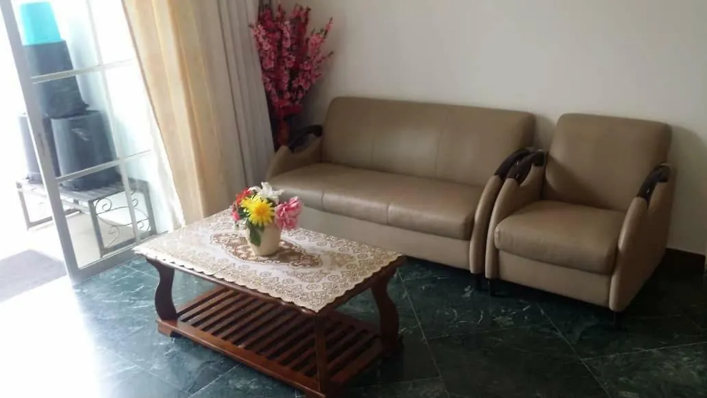 הוילה באטו פרינג'י 6, Persiaran Tanjung Bunga 3 וילה