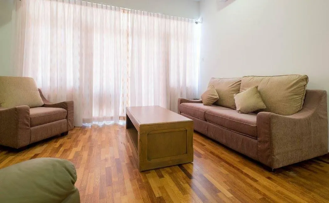 הוילה באטו פרינג'י 6, Persiaran Tanjung Bunga 3 0*,  מלזיה