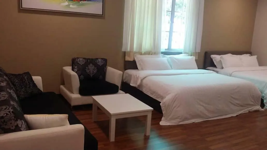 הוילה באטו פרינג'י 6, Persiaran Tanjung Bunga 3 0*,  מלזיה